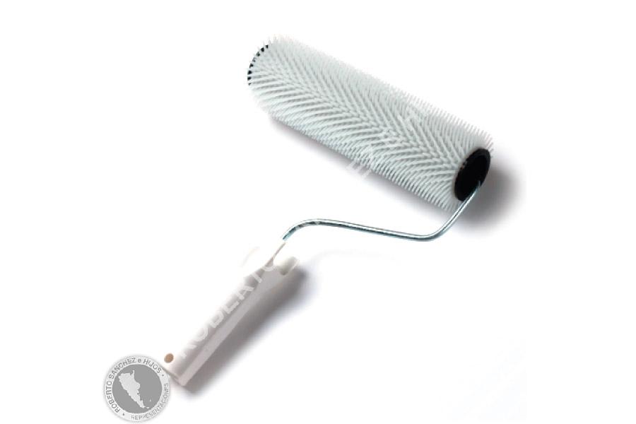 RODILLO CON PUA PP 22 CM (BULTO X 5 UNDS)(PRECIO X UNIDAD) 