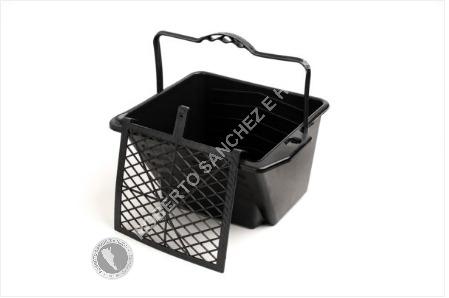 BALDE DE 15 LTS CON REJILLA (BULTO X 12 UNIDADES)(PRECIO X UNIDAD) 